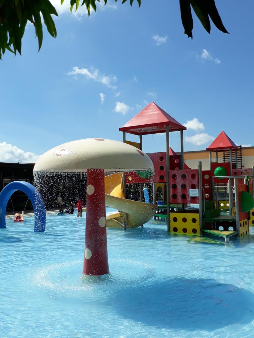 Sea Garden Resort Iloilo Εξωτερικό φωτογραφία
